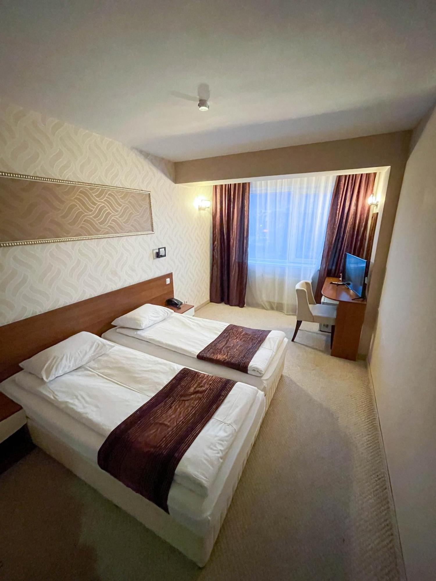 Hotel Rila Dupnitsa Buitenkant foto