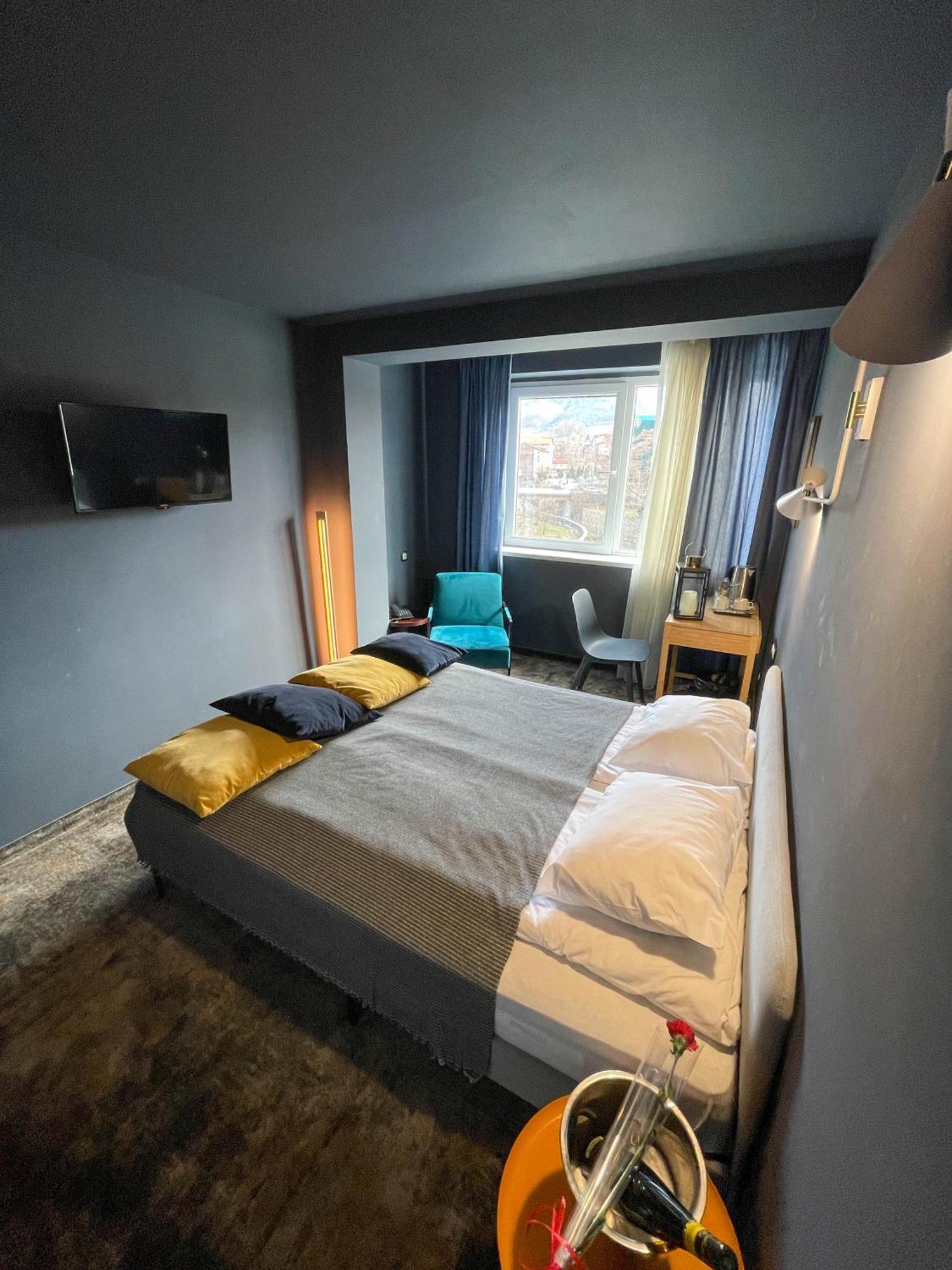 Hotel Rila Dupnitsa Buitenkant foto