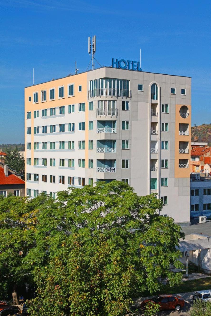 Hotel Rila Dupnitsa Buitenkant foto